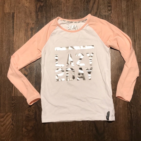 M&S - Lounge - Picture 1 of 4